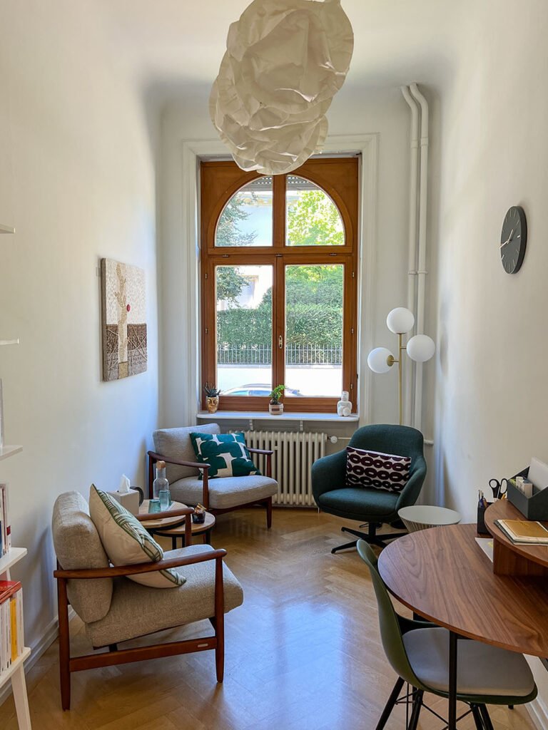 Daniela Puggioni Psychologist Office Basel